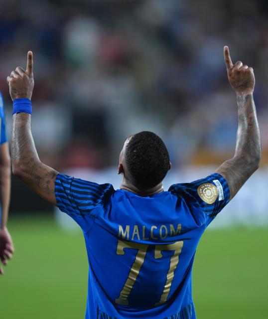 (250701) -- ORLANDO, July 1, 2025 (Xinhua) -- Malcom of Al Hilal gestures during the round of 16 match between Manchester City of England and Al Hilal of Saudi Arabia at the FIFA Club World Cup 2025 at the Camping World Stadium, Orlando, Florida, the United States, June 30, 2025. (Xinhua/Xu Chang)