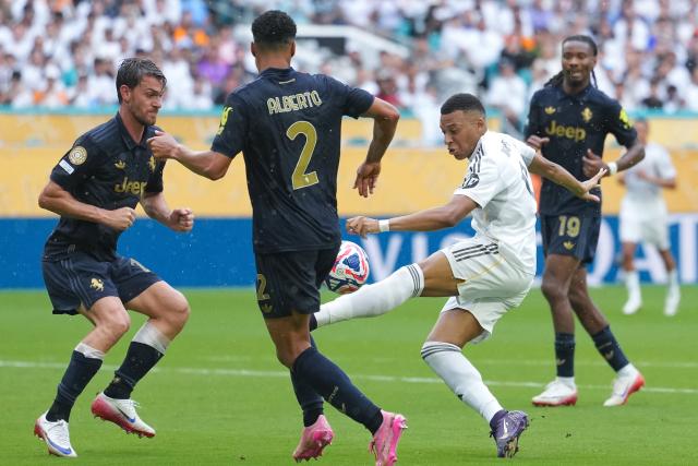 (250702) -- MIAMI, July 2, 2025 (Xinhua) -- Kylian Mbappe (2nd R) of Real Madrid competes during the round of 16 match between Spain's Real Madrid and Italy's Juventus FC at the FIFA Club World Cup 2025 at the Hard Rock Stadium, Miami, Florida, the United States, July 1, 2025. (Xinhua/Xu Chang)
