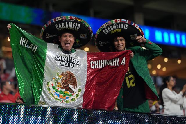 (250702) -- ATLANTA, July 2, 2025 (Xinhua) -- Spectators cheer in the stands before the round of 16 match between Borussia Dortmund of Germany and CF Monterrey of Mexico at the FIFA Club World Cup 2025 at the Mercedes-Benz Stadium, Atlanta, Georgia, the United States, July 1, 2025. (Xinhua/Huang Zongzhi)