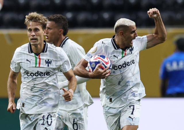 (250702) -- ATLANTA, July 2, 2025 (Xinhua) -- CF Monterrey's German Berterame (R) celebrates scoring during the round of 16 match between Borussia Dortmund of Germany and CF Monterrey of Mexico at the FIFA Club World Cup 2025 at the Mercedes-Benz Stadium, Atlanta, Georgia, the United States, July 1, 2025. (Xinhua/Li Ming)