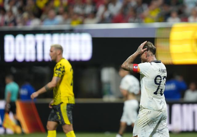 (250702) -- ATLANTA, July 2, 2025 (Xinhua) -- CF Monterrey's Sergio Ramos reacts during the round of 16 match between Borussia Dortmund of Germany and CF Monterrey of Mexico at the FIFA Club World Cup 2025 at the Mercedes-Benz Stadium, Atlanta, Georgia, the United States, July 1, 2025. (Xinhua/Huang Zongzhi)