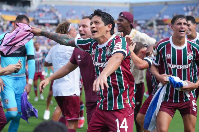 (250705) -- ORLANDO, July 5, 2025 (Xinhua) -- German Cano (front) of Fluminense FC celebrates after the quarterfinal match between Fluminense FC of Brazil and Al Hilal of Saudi Arabia at the FIFA Club World Cup 2025 at the Camping World Stadium, Orlando, Florida, the United States, July 4 , 2025. (Xinhua/Xu Chang)