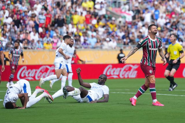 (250705) -- ORLANDO, July 5, 2025 (Xinhua) -- Everaldo (R) of Fluminense FC reacts during the quarterfinal match between Fluminense FC of Brazil and Al Hilal of Saudi Arabia at the FIFA Club World Cup 2025 at the Camping World Stadium, Orlando, Florida, the United States, July 4 , 2025. (Xinhua/Xu Chang)