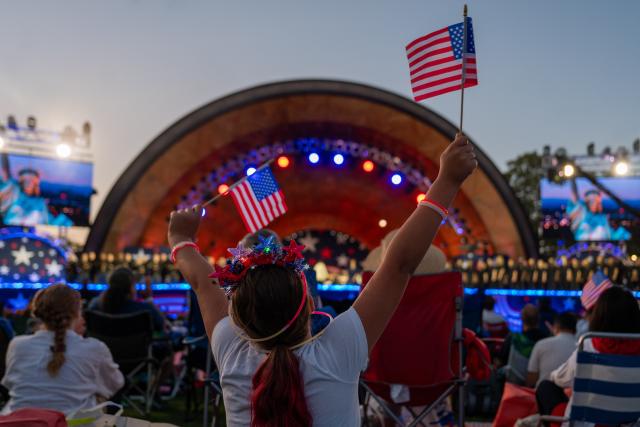 (250705) -- BOSTON, July 5, 2025 (Xinhua) -- People attend a celebration marking U.S. Independence Day in Boston, Massachusetts, the United States, July 4, 2025. (Photo by Ziyu Julian Zhu/Xinhua)