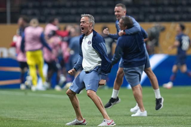 (250706) -- ATLANTA, July 6, 2025 (Xinhua) -- Luis Enrique, head coach of Paris Saint-Germain, celebrates during the quarterfinal match between Paris Saint-Germain (FRA) and FC Bayern Munich (GER) at the FIFA Club World Cup 2025 at the Mercedes-Benz Stadium, Atlanta, Georgia, the United States, July 5, 2025. (Xinhua/Huang Zongzhi)