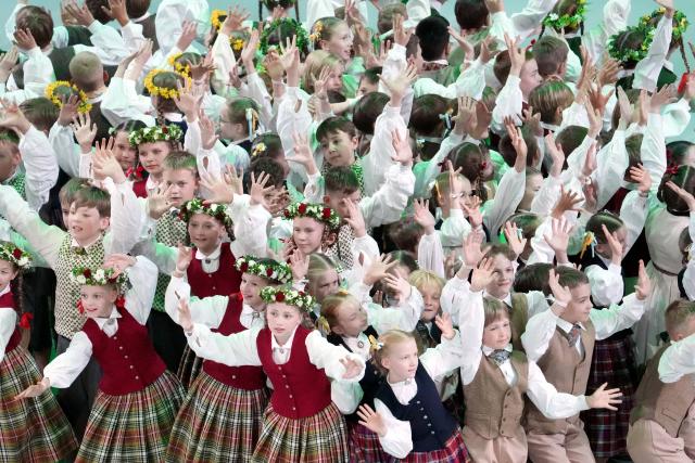 (250706) -- RIGA, July 6, 2025 (Xinhua) -- Participants perform during the 13th Latvian School Youth Song and Dance Festival in Riga, Latvia, July 5, 2025.
  The festival, which is held every five years, is one of the biggest children's and youth culture and art event in the country. (Photo by Edijs Palens/Xinhua)