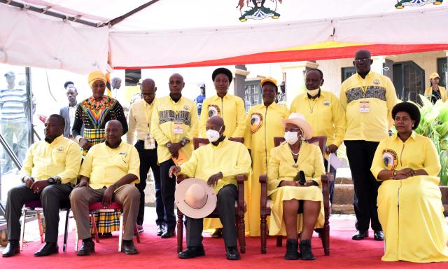 (250706) -- KAMPALA, July 6, 2025 (Xinhua) -- Ugandan President Yoweri Museveni (C, front) and his wife pose for a group photo with members of his party after the nomination in Kampala, Uganda, July 5, 2025.
  Ugandan President Yoweri Museveni was on Saturday nominated as the sole candidate to represent the ruling party in next year's presidential election.
  TO GO WITH "Ugandan leader nominated as ruling party's presidential candidate for 2026 polls" (Photo by Nicholas Kajoba/Xinhua)