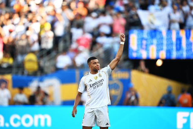 (250706) -- NEW JERSEY, July 6, 2025 (Xinhua) -- Kylian Mbappe of Real Madrid celebrates a goal during the quarterfinal match between Real Madrid (Spain) and Borussia Dortmund (Germany) at the FIFA Club World Cup 2025 in New Jersey, the United States, July 5, 2025. (Xinhua/Wu Xiaoling)