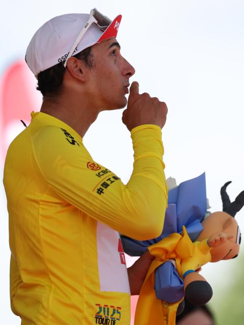(250706) -- XINING, July 6, 2025 (Xinhua) -- Manuel Penalver Aniorte of Team Polti Visitmalta celebrates in the yellow jersey on the podium after Stage 1 of the Tour of Magnificent Qinghai international road cycling race in Xining, northwest China's Qinghai Province, July 6, 2025. (Xinhua/Zhang Long)