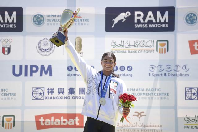 (250706) -- ALEXANDRIA, July 6, 2025 (Xinhua) -- Farida Khalil of Egypt poses on the podium after winning the UIPM 2025 Pentathlon World Cup women's final in Alexandria, Egypt, July 6, 2025. (Xinhua/Ahmed Gomaa)