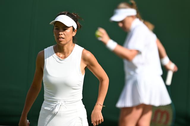 (250707) -- LONDON, July 7, 2025 (Xinhua) -- Hsieh Su-Wei (L)/Jelena Ostapenko react during the women's doubles third round match between Zhang Shuai (China)/Ekaterina Alexandrova (Russia) and Hsieh Su-Wei (Chinese Taipei)/Jelena Ostapenko (Latvia) at the Wimbledon Tennis Championships in London, Britain, July 6, 2025. (Xinhua/Zhao Dingzhe)