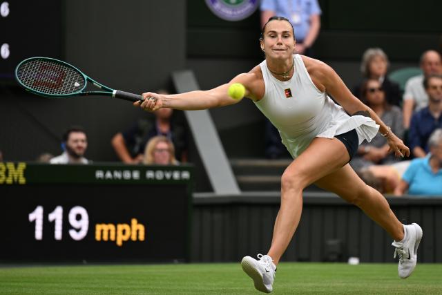 (250707) -- LONDON, July 7, 2025 (Xinhua) -- Aryna Sabalenka hits a return during the women's singles fourth round match between Aryna Sabalenka of Belarus and Elise Mertens of Belgium at the Wimbledon Tennis Championships in London, Britain, July 6, 2025. (Xinhua/Zhao Dingzhe)