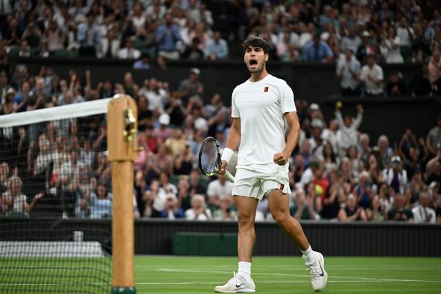 (250707) -- LONDON, July 7, 2025 (Xinhua) -- Carlos Alcaraz celebrates after the men's singles fourth round match between Carlos Alcaraz of Spain and Andrey Rublev of Russia at the Wimbledon Tennis Championships in London, Britain, July 6, 2025. (Xinhua/Zhao Dingzhe)