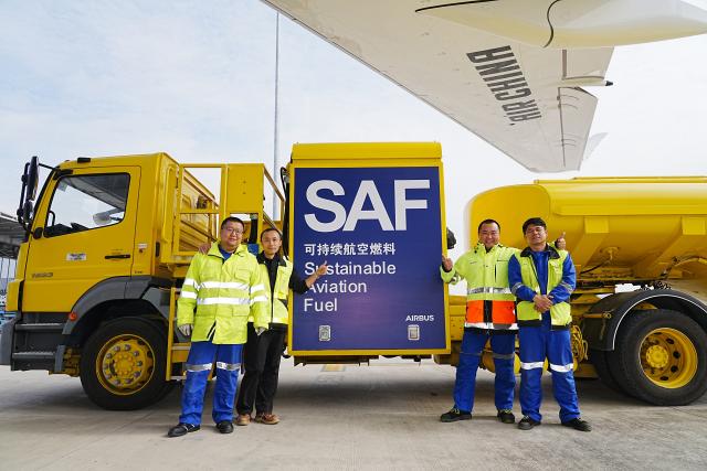 (250712) -- TIANJIN, July 12, 2025 (Xinhua) -- Airbus conducts a sustainable aviation fuel (SAF) delivery flight in Tianjin, north China, in 2022. TO GO WITH "Economic Watch: Airbus marks 40 years in China with commitment to deepened industrial integration" (Airbus/Handout via Xinhua)