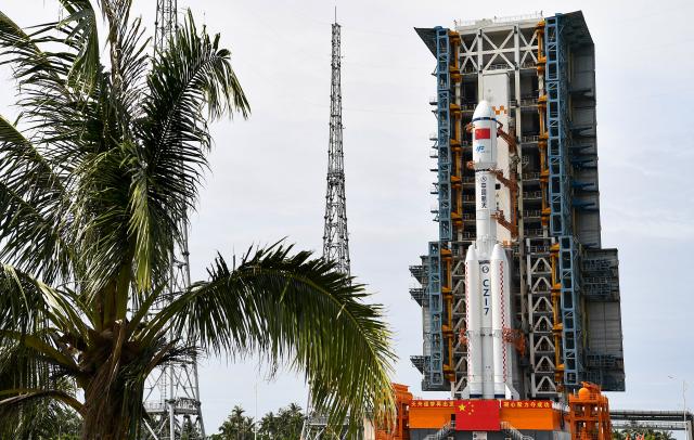 (250712) -- WENCHANG, July 12, 2025 (Xinhua) -- The combination of the Tianzhou-9 cargo craft, tasked with carrying supplies to China's space station, and a Long March-7 carrier rocket is vertically transferred to the launch site in Wenchang Spacecraft Launch Site in Wenchang, south China's Hainan Province, July 12, 2025.
  The cargo spacecraft will be launched in the near future at an appropriate time, according to the China Manned Space Agency (CMSA).
   Currently, the facilities and equipment at the Wenchang Spacecraft Launch Site in the southern island province of Hainan are in good condition, and comprehensive functionality checks and joint tests are scheduled to proceed as planned ahead of the launch, said the CMSA. (Xinhua/Yang Guanyu)