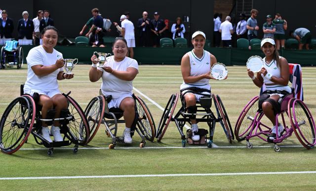 (250713) -- LONDON, July 13, 2025 (Xinhua) -- Li Xiaohui (1st L)/Wang Ziying (2nd L) of China and Angelica Bernal (Colombia, 1st R)/Ksenia Chasteau (France) pose during the awarding ceremony for the women's wheelchair doubles at the Wimbledon Tennis Championships in London, Britain, July 13, 2025. (Xinhua/Zhao Dingzhe)