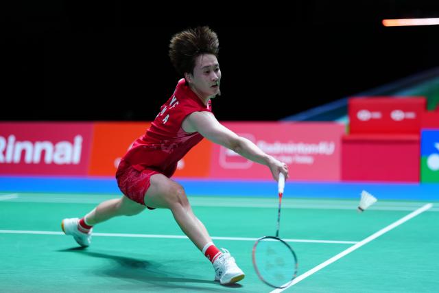 (250715) -- TOKYO, July 15, 2025 (Xinhua) -- Chen Yufei hits a return during the women's singles round of 32 match between Chen Yufei of China and Polina Buhrova of Ukraine at the Japan Badminton Open 2025 in Tokyo, Japan, July 15, 2025. (Xinhua/Jia Haocheng)