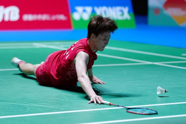(250717) -- TOKYO, July 17, 2025 (Xinhua) -- Chen Yufei reacts during the women's singles round of 16 match between Chen Yufei of China and Michelle Li of Canada at the Japan Badminton Open 2025 in Tokyo, Japan, July 17, 2025. (Xinhua/Jia Haocheng)