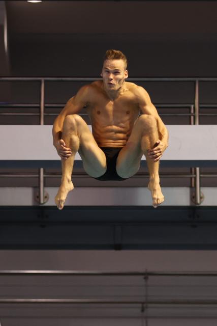 (250719) -- BERLIN, July 19, 2025 (Xinhua) -- Moritz Wesemann of Germany competes during the men's 3m springboard final of diving at the Rhine-Ruhr 2025 FISU World University Games in Berlin, Germany, July 18, 2025. (Xinhua/Du Zheyu)