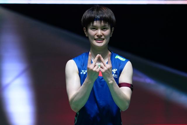 (250719) -- BEIJING, July 19, 2025 (Xinhua) -- Wang Zhiyi celebrates winning the women's singles quarterfinal match between Wang Zhiyi of China and Putri Kusuma Wardani of Indonesia at the Japan Badminton Open 2025 in Tokyo, Japan, July 18, 2025. (Xinhua/Jia Haocheng)