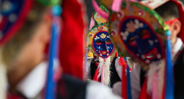 (250918) -- LHASA, Sept. 18, 2025 (Xinhua) -- Students practice Tibetan opera at Lhasa Experimental Primary School in Lhasa, southwest China's Xizang Autonomous Region, Sept. 11, 2025.
  Considered a living fossil of Tibetan culture, Tibetan opera blends talking, singing, acting, dancing and literature. It was included in the UNESCO Representative List of the Intangible Cultural Heritage of Humanity in 2009.
  With the government's support and the dedication of both young and old Tibetan opera enthusiasts, along with the efforts of intangible cultural heritage inheritors, this traditional art form is gaining new momentum on the plateau. (Xinhua/Jigme Dorje)