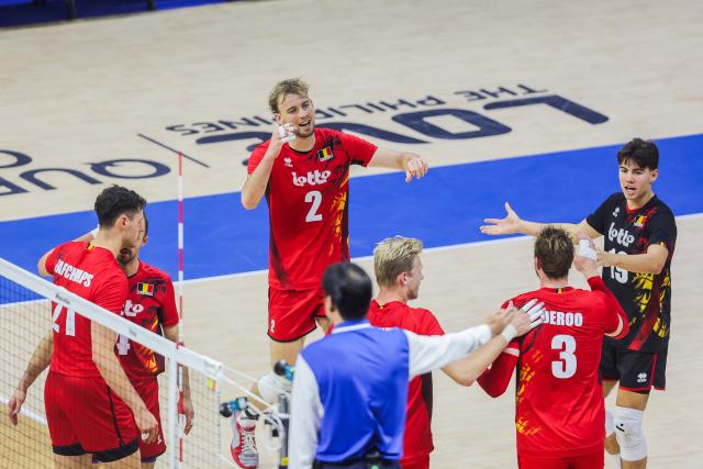 (250918) -- QUEZON CITY, Sept. 18, 2025 (Xinhua) -- Players of Belgium celebrate after scoring a point during the pool F match between Belgium and Algeria at the FIVB Men's World Championship 2025 in Quezon City, the Philippines, on Sept. 18, 2025. (Xinhua/Rouelle Umali)