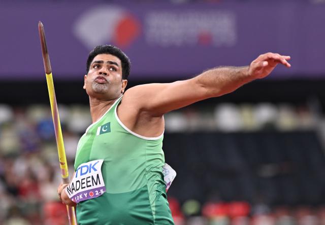 (250918) -- TOKYO, Sept. 18, 2025 (Xinhua) -- Arshad Nadeem of Pakistan competes during the men's javelin throw final at the 2025 World Athletics Championships in Tokyo, Japan, Sept. 18, 2025. (Xinhua/Song Yanhua)