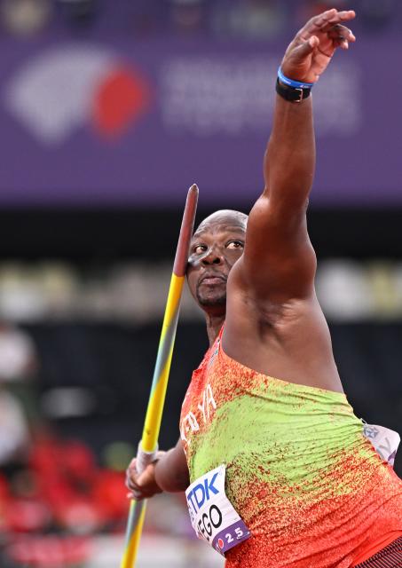 (250918) -- TOKYO, Sept. 18, 2025 (Xinhua) -- Julius Yego of Kenya competes during the men's javelin throw final at the 2025 World Athletics Championships in Tokyo, Japan, Sept. 18, 2025. (Xinhua/Song Yanhua)