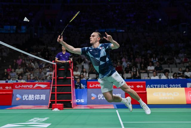 (250918) -- SHENZHEN, Sept. 18, 2025 (Xinhua) -- Alex Lanier of France competes during the men's singles round of 16 match between Viktor Axelsen of Denmark and Alex Lanier of France at the China Masters 2025 in Shenzhen, south China's Guangdong Province, Sept. 18, 2025. (Photo by Chu Yan/Xinhua)