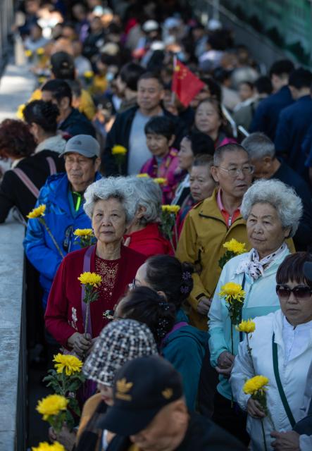 (250918) -- SHENYANG, Sept. 18, 2025 (Xinhua) -- People line up to visit the Exhibition Hall of Evidence of Crimes Committed by Unit 731 of the Japanese Imperial Army in Harbin, northeast China's Heilongjiang Province, Sept. 18, 2025. (Photo by Zhang Dawei/Xinhua)