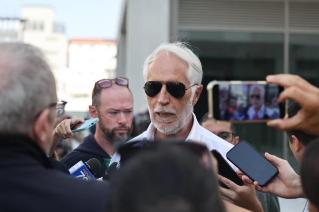 (250918) -- MILAN, Sept. 18, 2025 (Xinhua) -- Giovanni Malago, President of the Milano Cortina 2026 Organizing Committee, speaks to the media during his visit to the Milano Cortina 2026 Olympic and Paralympic Village in Milan, Italy, Sept. 18, 2025. (Xinhua/Li Jing)