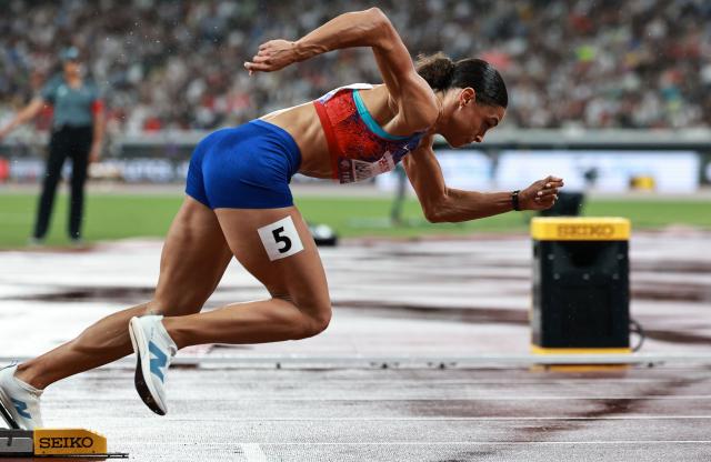 (250918) -- TOKYO, Sept. 18, 2025 (Xinhua) -- Sydney Mclaughlin-Levrone of the United States competes during the women's 400m final at the 2025 World Athletics Championships in Tokyo, Japan, Sept. 18, 2025. (Xinhua/Jiang Han)