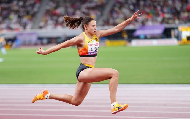 (250919) -- TOKYO, Sept. 19, 2025 (Xinhua) -- Caroline Joyeux of Germany competes during the women's triple jump final at the 2025 World Athletics Championships in Tokyo, Japan, Sept. 18, 2025. (Xinhua/Jia Haocheng)
