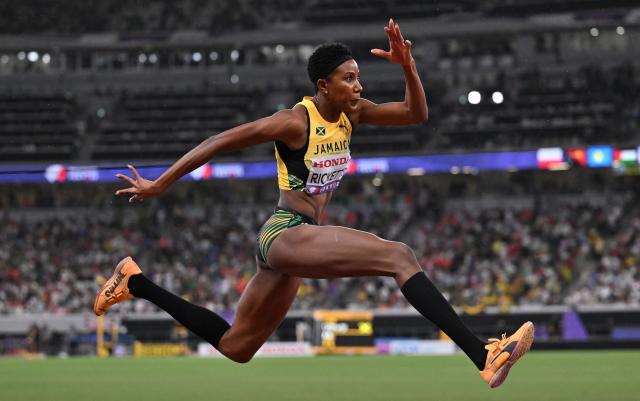 (250919) -- TOKYO, Sept. 19, 2025 (Xinhua) -- Shanieka Ricketts of Jamaica competes during the women's triple jump final at the 2025 World Athletics Championships in Tokyo, Japan, Sept. 18, 2025. (Xinhua/Song Yanhua)