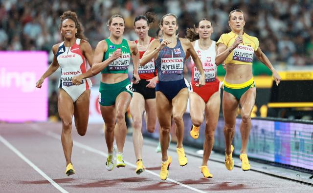 (250919) -- TOKYO, Sept. 19, 2025 (Xinhua) -- Georgia Hunter Bell (3rd R) of Britain competes during the women's 800M heat at the 2025 World Athletics Championships in Tokyo, Japan, Sept. 18, 2025. (Xinhua/Jiang Han)
