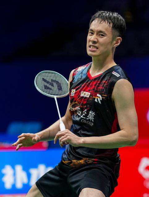 (250919) -- SHENZHEN, Sept. 19, 2025 (Xinhua) -- Chi Yu-Jen of Chinese Taipei reacts during the men's singles quarterfinal match against Weng Hongyang of China at the China Masters 2025 in Shenzhen, south China's Guangdong Province, Sept. 19, 2025. (Xinhua/Sun Fei)