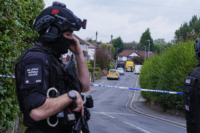 (251002) -- MANCHESTER(BRITAIN), Oct. 2, 2025 (Xinhua) -- A police officer is pictured on the scene at Heaton Park Hebrew Congregation Synagogue in Manchester, Britain, Oct. 2, 2025. Police confirmed Thursday afternoon that the attack outside the Heaton Park Hebrew Congregation Synagogue on Middleton Road in Crumpsall, Manchester, has been declared a terrorist incident. (Xinhua)