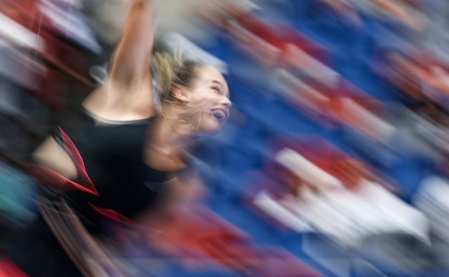 (251010) -- WUHAN, Oct. 10, 2025 (Xinhua) -- Aryna Sabalenka serves during the women's singles quarterfinal match between Elena Rybakina of Kazakhstan and Aryna Sabalenka of Belarus at the 2025 Wuhan Open tennis tournament in Wuhan, central China's Hubei Province, Oct. 10, 2025. (Xinhua/Bai Xuefei)