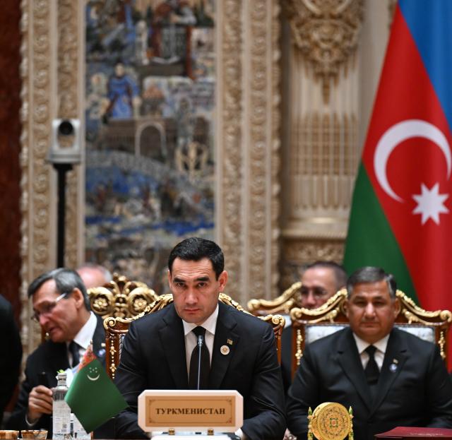 (251010) -- DUSHANBE, Oct. 10, 2025 (Xinhua) -- Turkmen President Serdar Berdimuhamedov (C) attends a meeting of the Council of Heads of State of the Commonwealth of Independent States (CIS) in Dushanbe, Tajikistan, on Oct. 10, 2025. A meeting of the Council of Heads of State of the CIS was held here Friday to review security and military cooperation, said the press service of the CIS Executive Committee. (Xinhua/Li Renzi)