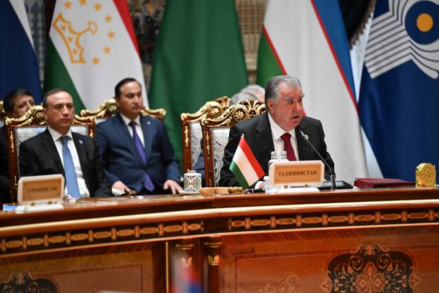 (251010) -- DUSHANBE, Oct. 10, 2025 (Xinhua) -- Tajik President Emomali Rahmon (R) attends a meeting of the Council of Heads of State of the Commonwealth of Independent States (CIS) in Dushanbe, Tajikistan, on Oct. 10, 2025. A meeting of the Council of Heads of State of the CIS was held here Friday to review security and military cooperation, said the press service of the CIS Executive Committee. (Xinhua/Li Renzi)