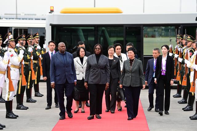 (251011) -- BEIJING, Oct. 11, 2025 (Xinhua) -- Prime Minister of Mozambique Maria Benvinda Levi arrives in Beijing, capital of China, on Oct. 11, 2025, for the upcoming Global Leaders' Meeting on Women. (Xinhua/Zou Jingyi)