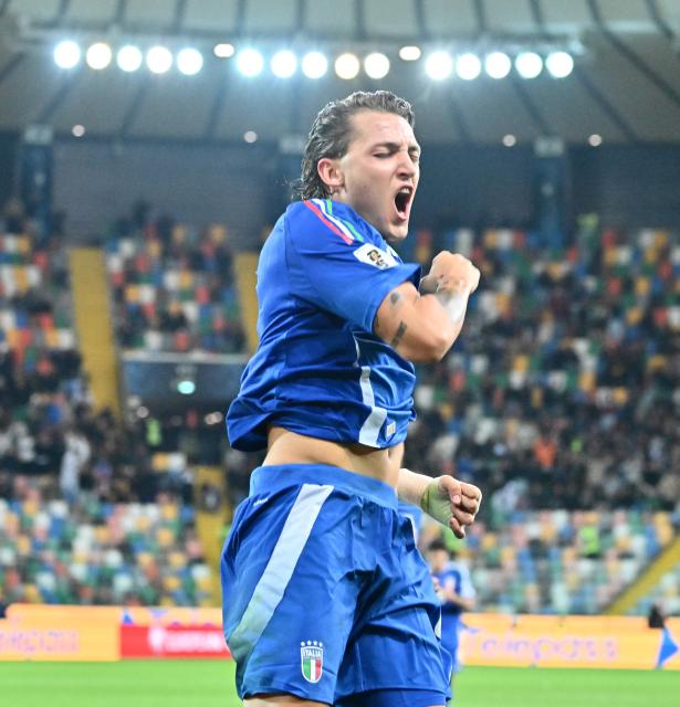 (251015) -- UDINE, Oct. 15, 2025 (Xinhua) -- Mateo Retegui of Italy celebrates his second goal during the FIFA World Cup 2026 European Qualifiers Group I match between Italy and Israel in Udine, Italy, Oct. 14, 2025. (Photo by Diego Petrussi/Xinhua)