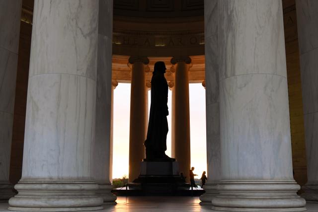 (251015) -- WASHINGTON, Oct. 15, 2025 (Xinhua) -- People visit the Thomas Jefferson Memorial in Washington, D.C., the United States, on Oct. 14, 2025. As the U.S. federal government shutdown stretches into its third week, Treasury Secretary Scott Bessent warned that the closure is already beginning to weigh on the real economy. (Xinhua/Li Rui)