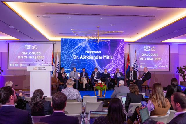 (251016) -- BELGRADE, Oct. 16, 2025 (Xinhua) -- Scholars from China and Serbia discuss topics at the Fifth International Conference "Dialogues on China 2025" in Belgrade, Serbia, Oct. 15, 2025.
  One of Europe's major academic gatherings dedicated to Chinese foreign policy and global geopolitical change opened Wednesday in Belgrade, bringing together more than 130 researchers from 34 countries.
   The Fifth International Conference "Dialogues on China 2025" is a two-day forum co-organized by the Institute of International Politics and Economics (IIPE) in Belgrade and the China Institute of International Studies (CIIS) in Beijing. Themed "Recalibrating the Global Compass: China and a Shared Future in a Fragmented World," discussions at this year's forum are focused on China's role in global politics, multilateral cooperation, and economic relations. (Xinhua/Shi Zhongyu)