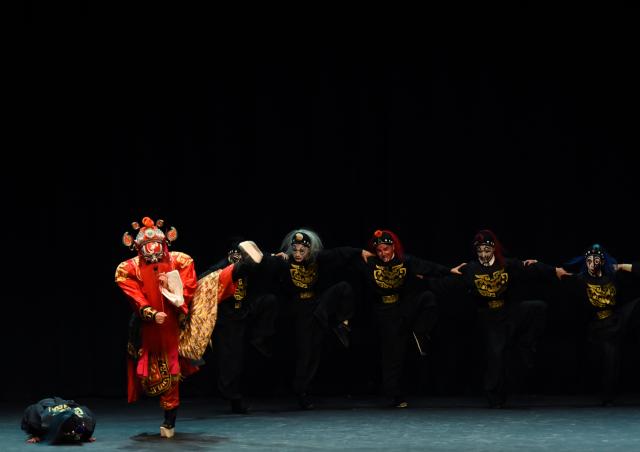 (251016) -- EISENSTADT, Oct. 16, 2025 (Xinhua) -- Actors perform in a Qinqiang opera in Eisenstadt, Austria, Oct. 16, 2025. As a part of the ongoing 2025 Chinese opera season, a Qinqiang Opera performance, a genre of traditional Chinese folk opera popular in northwest China, was put on in Eisenstadt, Austria on Thursday. (Xinhua/He Canling)