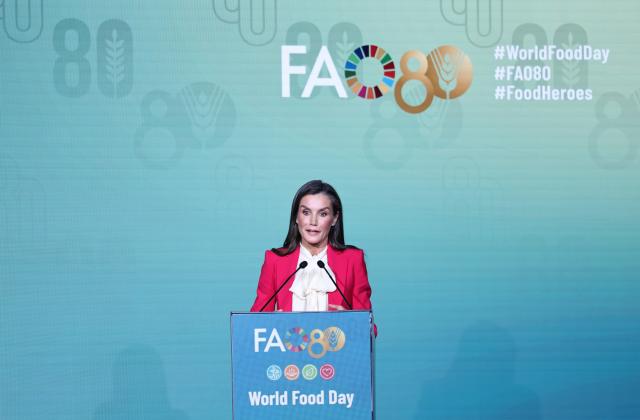 (251016) -- ROME, Oct. 16, 2025 (Xinhua) -- Queen Letizia of Spain addresses the event commemorating World Food Day and the Food and Agriculture Organization of the United Nations (FAO)'s 80th anniversary in Rome, Italy, on Oct, 16, 2025. (Xinhua/Li Jing)