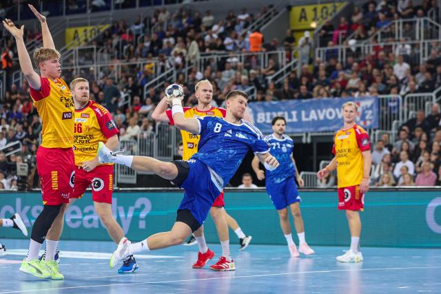 (251017) -- ZAGREB, Oct. 17, 2025 (Xinhua) -- Adin Faljic (Front) of HC Zagreb shoots the ball during the EHF Champions League group B Round 5 match between HC Zagreb and GOG in Zagreb, Croatia, Oct. 16, 2025. (Photo by Goran Stanzl/PIXSELL via Xinhua)
