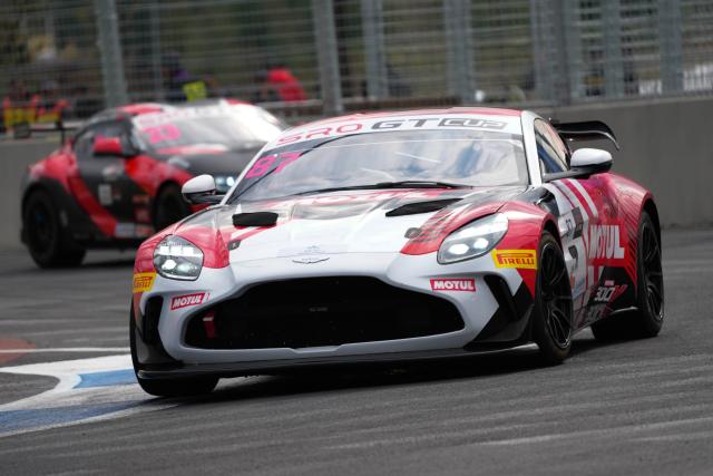 (251018) -- BEIJING, Oct. 18, 2025 (Xinhua) -- YIH-SVN Racing's driver Yang Meng Chiao of Chinese Taipei competes during the pre-qualifying session of SRO GT Cup at the Beijing Street Circuit in Beijing Economic-Technological Development Area (E-Town) of Beijing, China, Oct. 18, 2025. (Xinhua/Zheng Huansong)