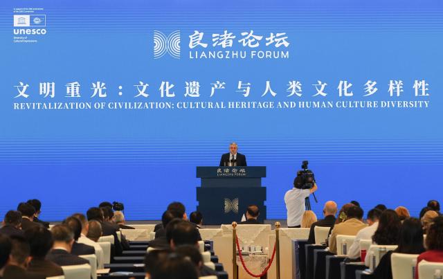 (251018) -- HANGZHOU, Oct. 18, 2025 (Xinhua) -- UN Tourism Secretary-General Zurab Pololikashvili addresses the opening ceremony of the third Liangzhu Forum in Hangzhou, east China's Zhejiang Province, Oct. 18, 2025. Themed on "Revitalization of Civilization: Cultural Heritage and Human Culture Diversity," the third Liangzhu Forum opened here on Saturday. (Xinhua/Huang Zongzhi)