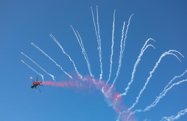 (251018) -- TIANJIN, Oct. 18, 2025 (Xinhua) -- A Z-10 helicopter performs during the 7th China Helicopter Exposition in north China's Tianjin Municipality, Oct. 18, 2025. The exposition opened to the general public on Saturday. (Xinhua/Sun Fanyue)
